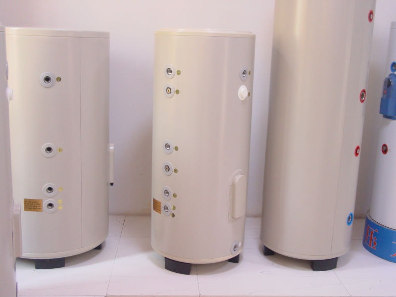 Buffervat 200 Liter met bij verwarming 2 Kw met R.V.S binnentank . BufferBoiler Vaten